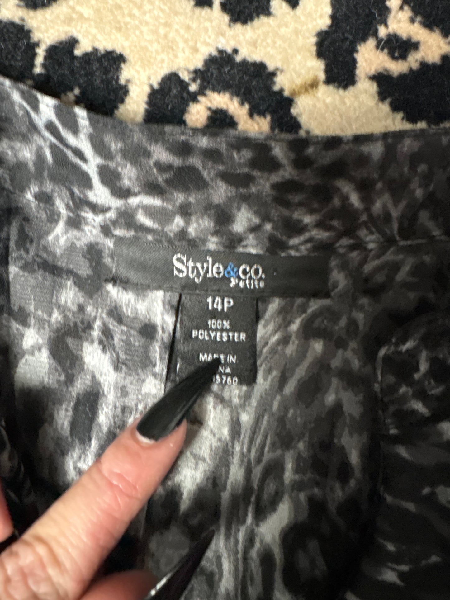 Ruffled animal print button down size 14P