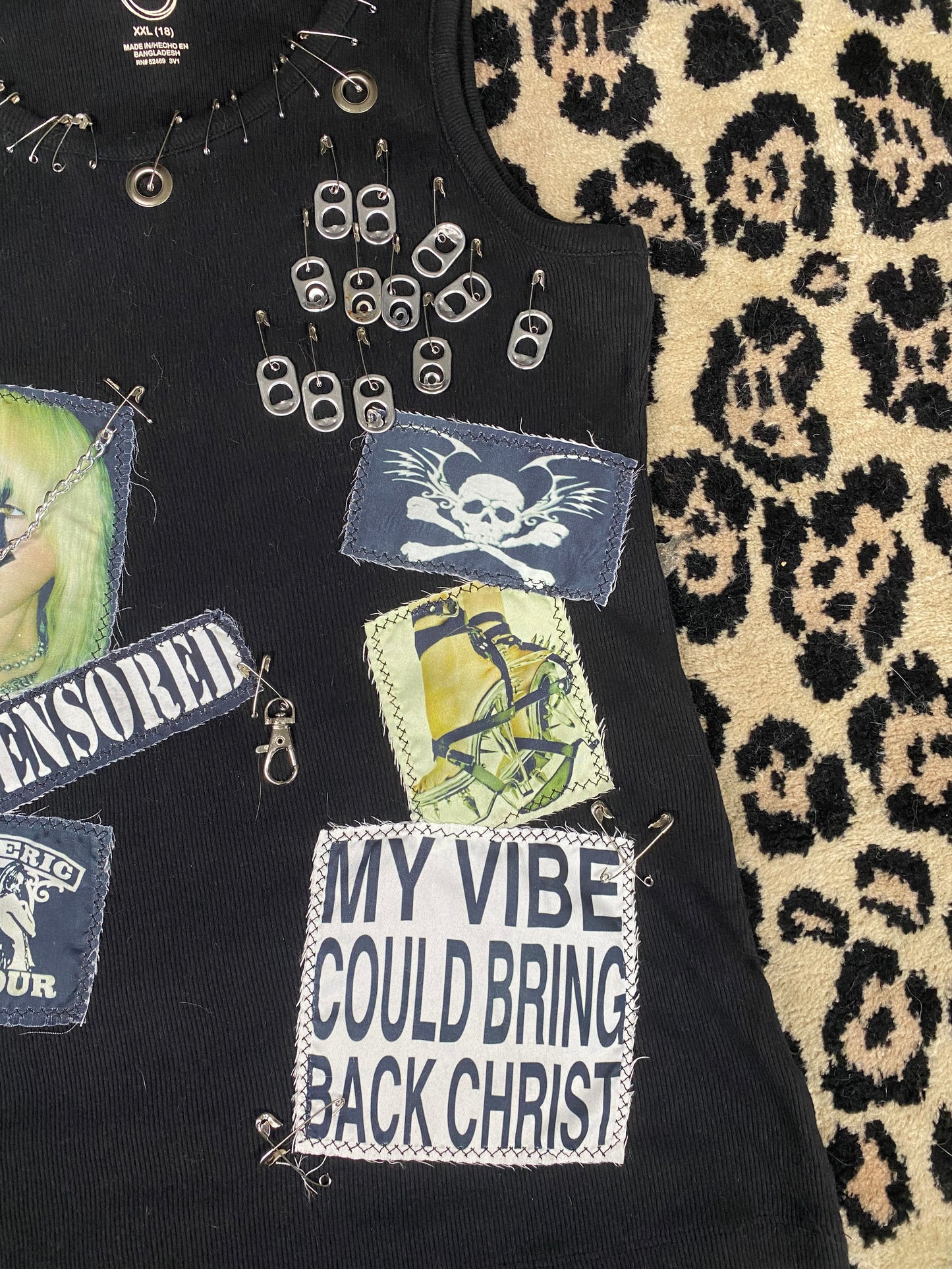 Censored patch tank size Large