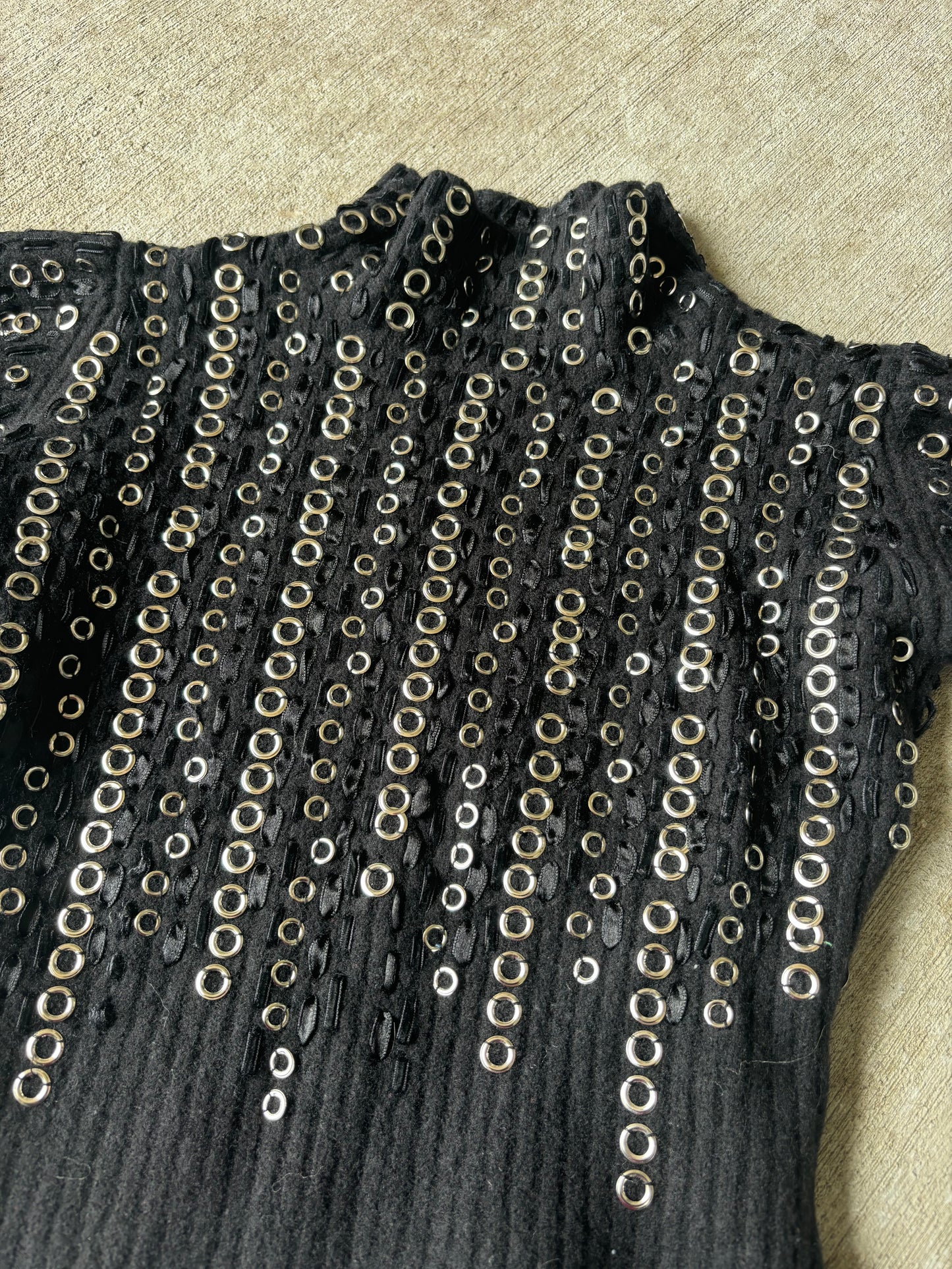 Laura Biagiotti knit ring detail sweater top size xs