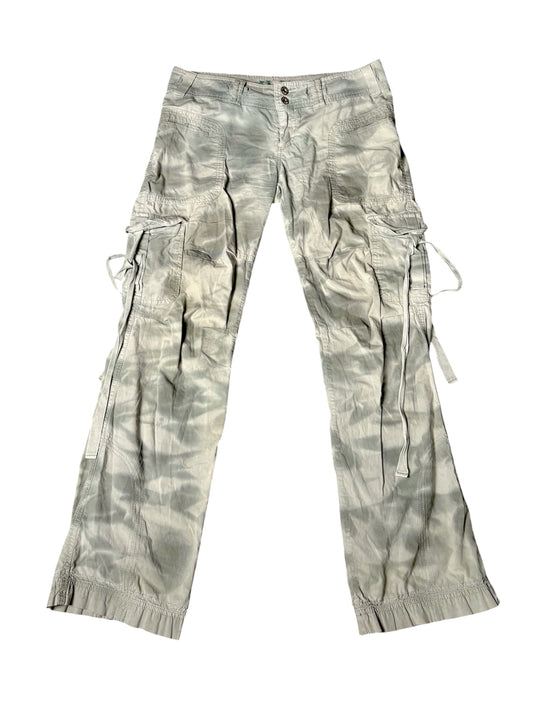 Low rise cargo pants size 11