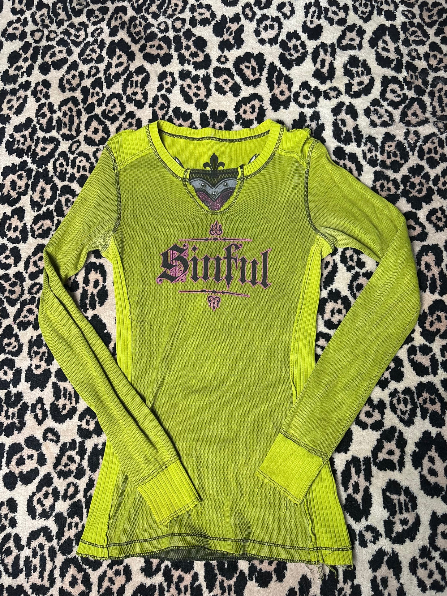 SINFUL reversible long sleeve size S