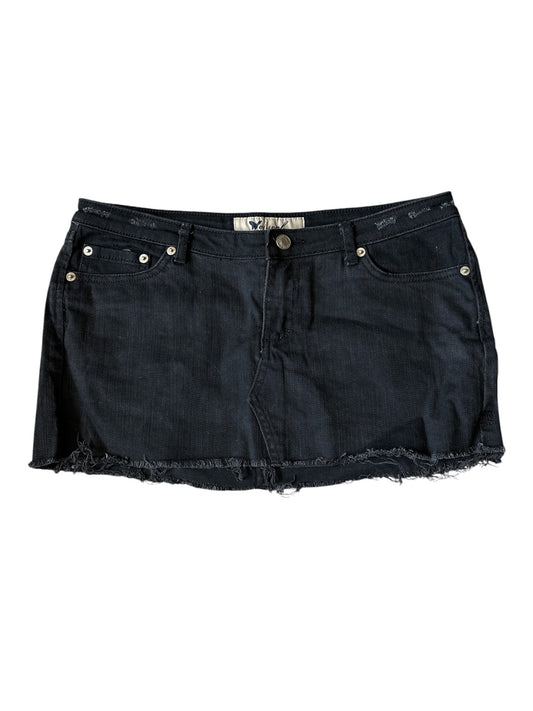 Wet Seal black denim mini skirt size 7 (waist 32 in)