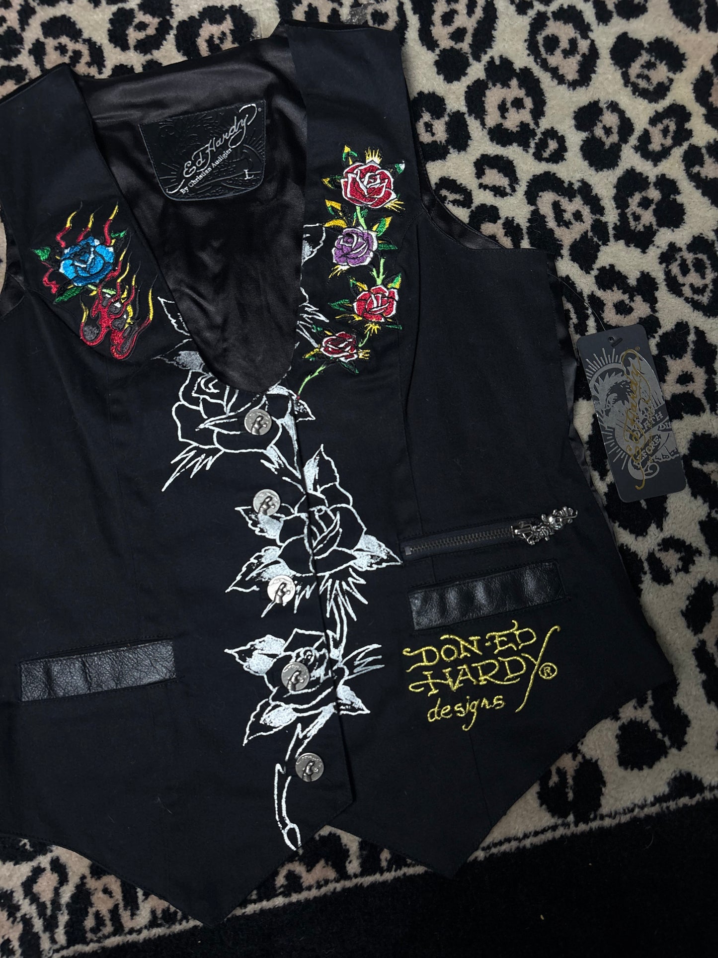 ED HARDY deadstock embroidered vest size L