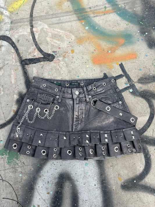 Killer Stitch 1/1 skirt size 4, waist 24”