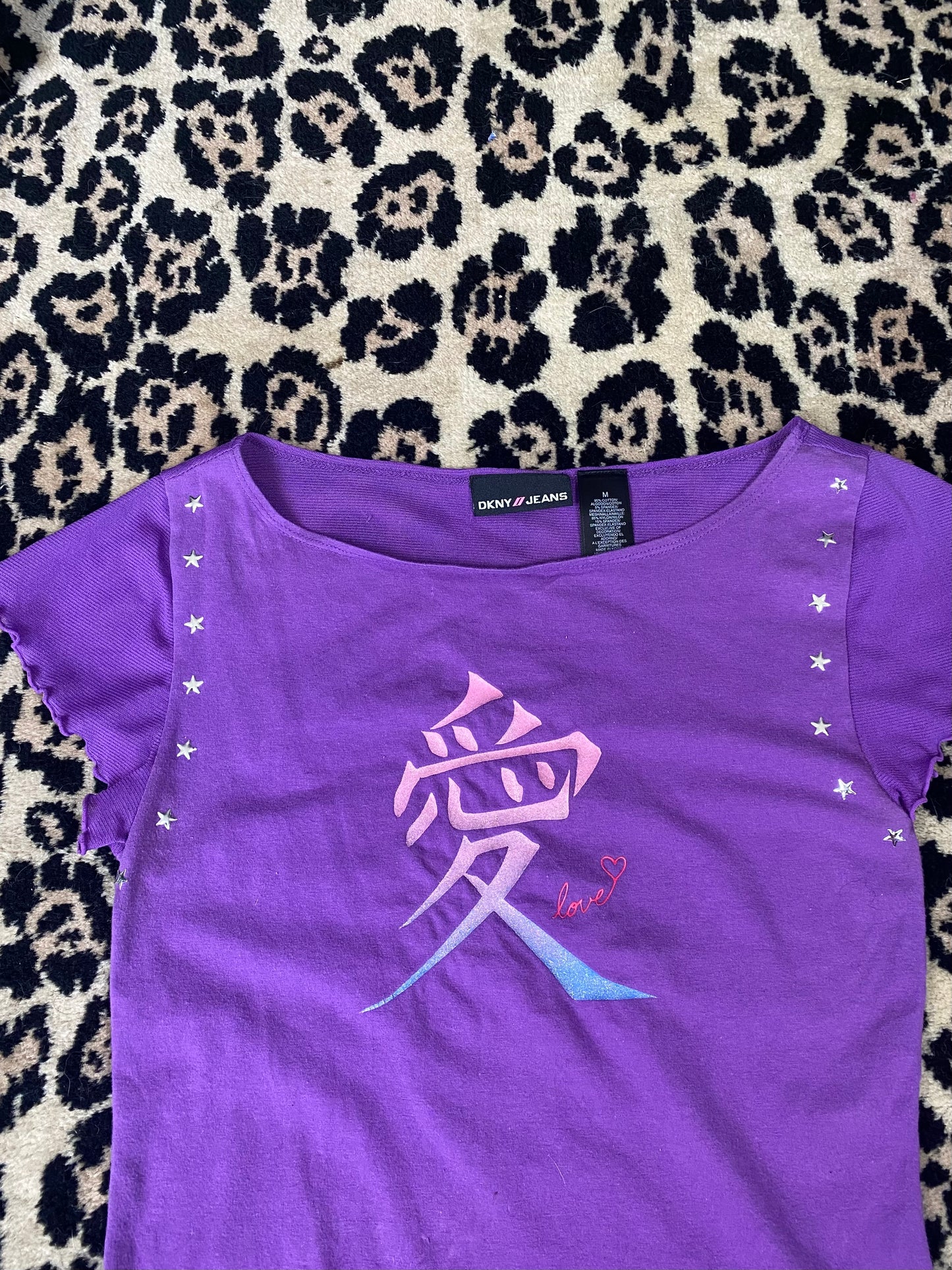 DKNY graphic top size medium