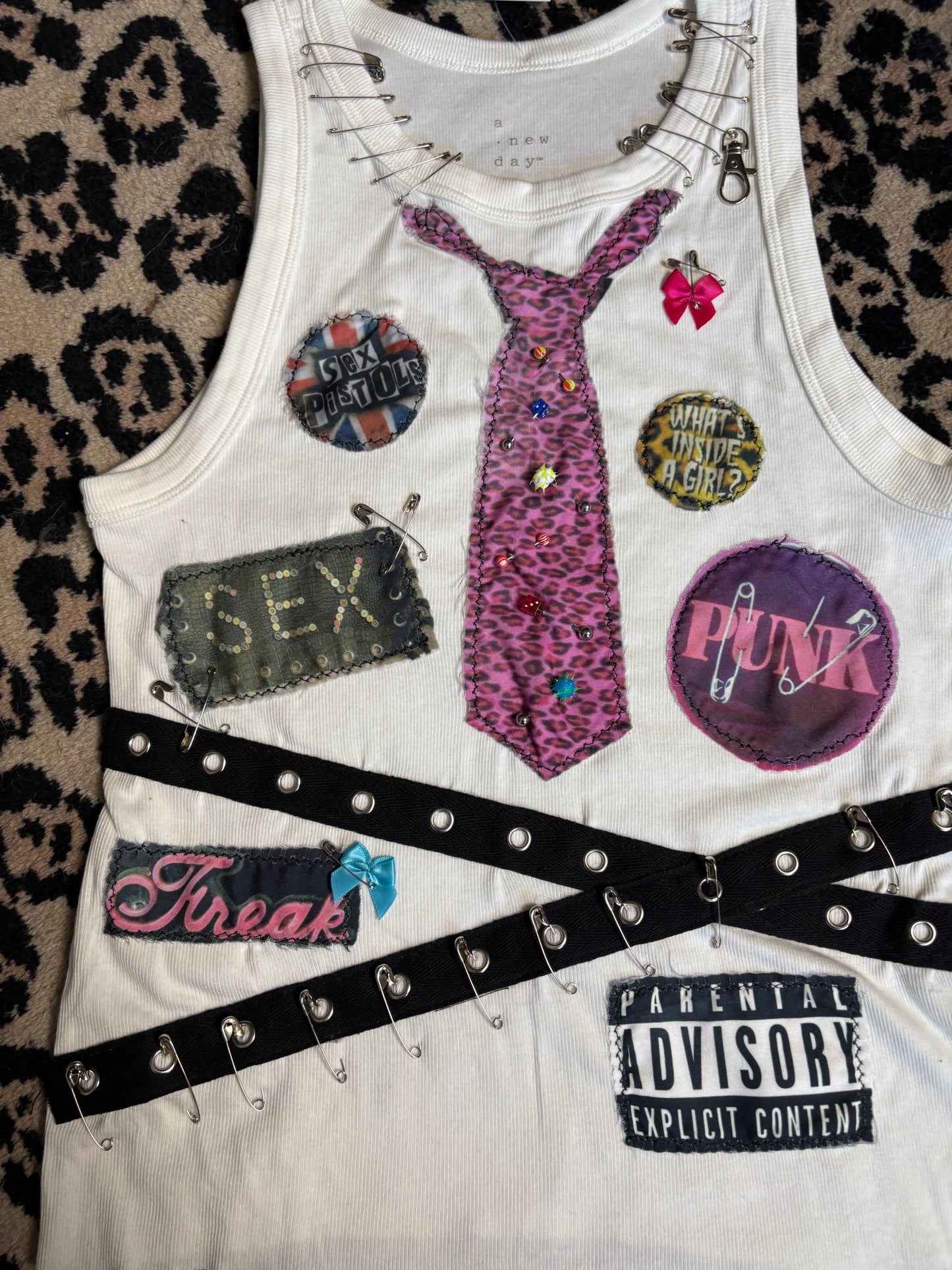 Killer Stitch 1/1 Tank size M(tagged L fits M best)