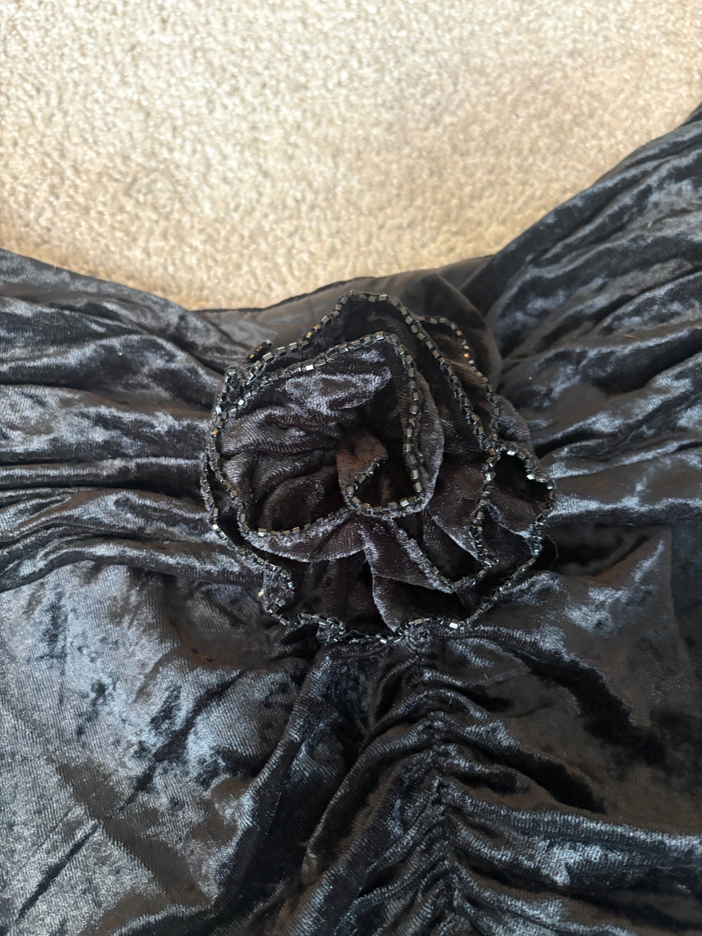 Crushed black velvet synched gothic dress size 6