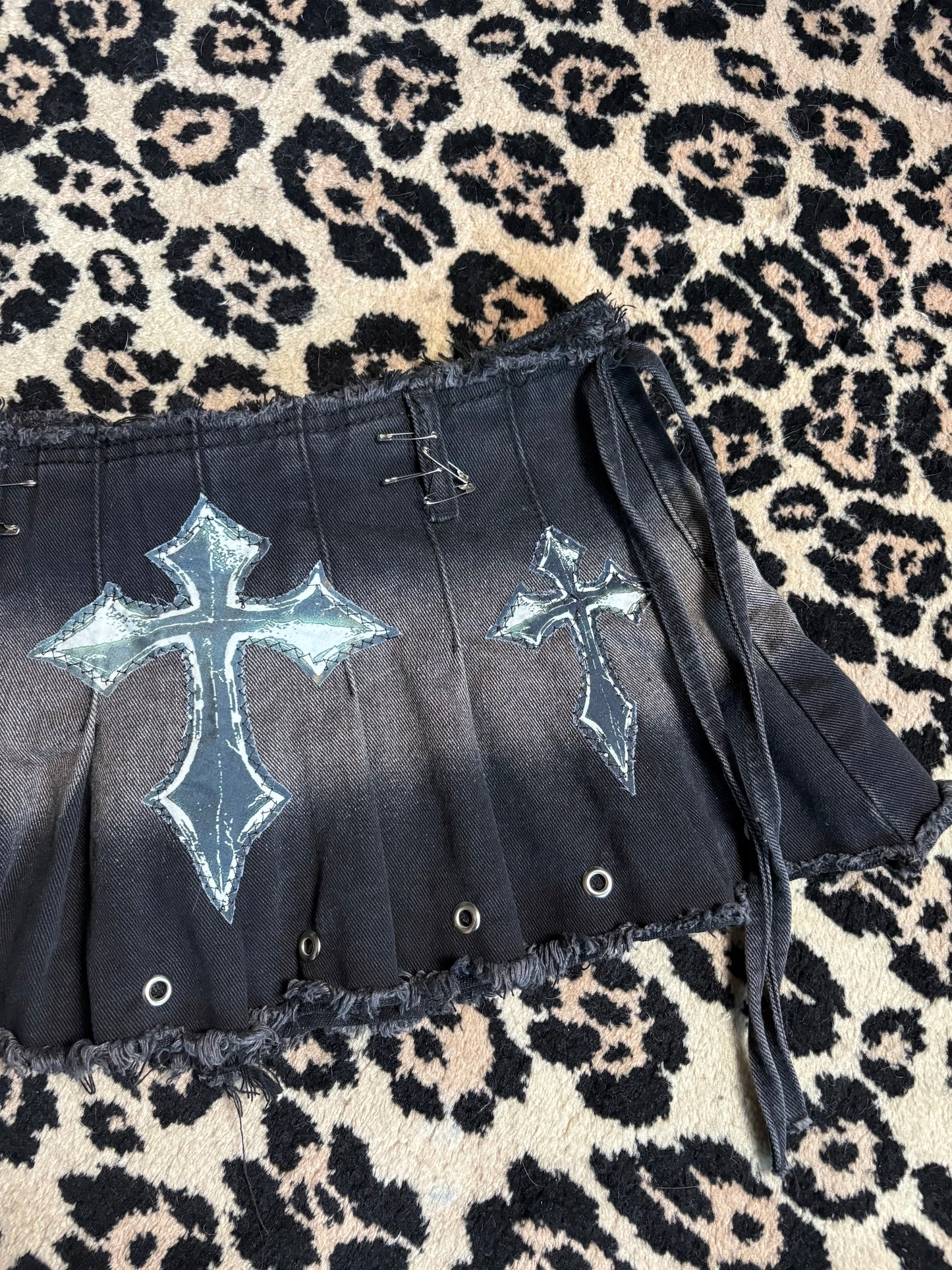Killer Stitch 1/1 mini skirt size waist 30 inches