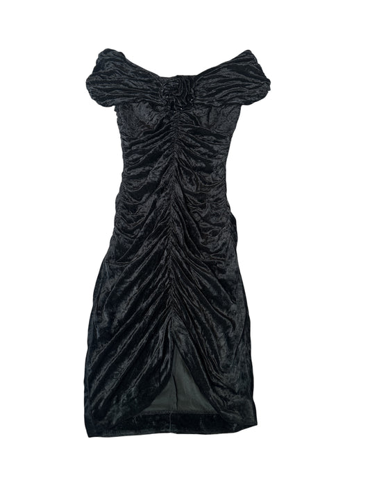 Crushed black velvet synched gothic dress size 6