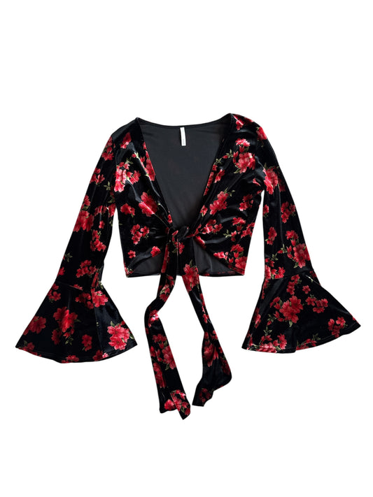 Velvet rose shawl size s/m