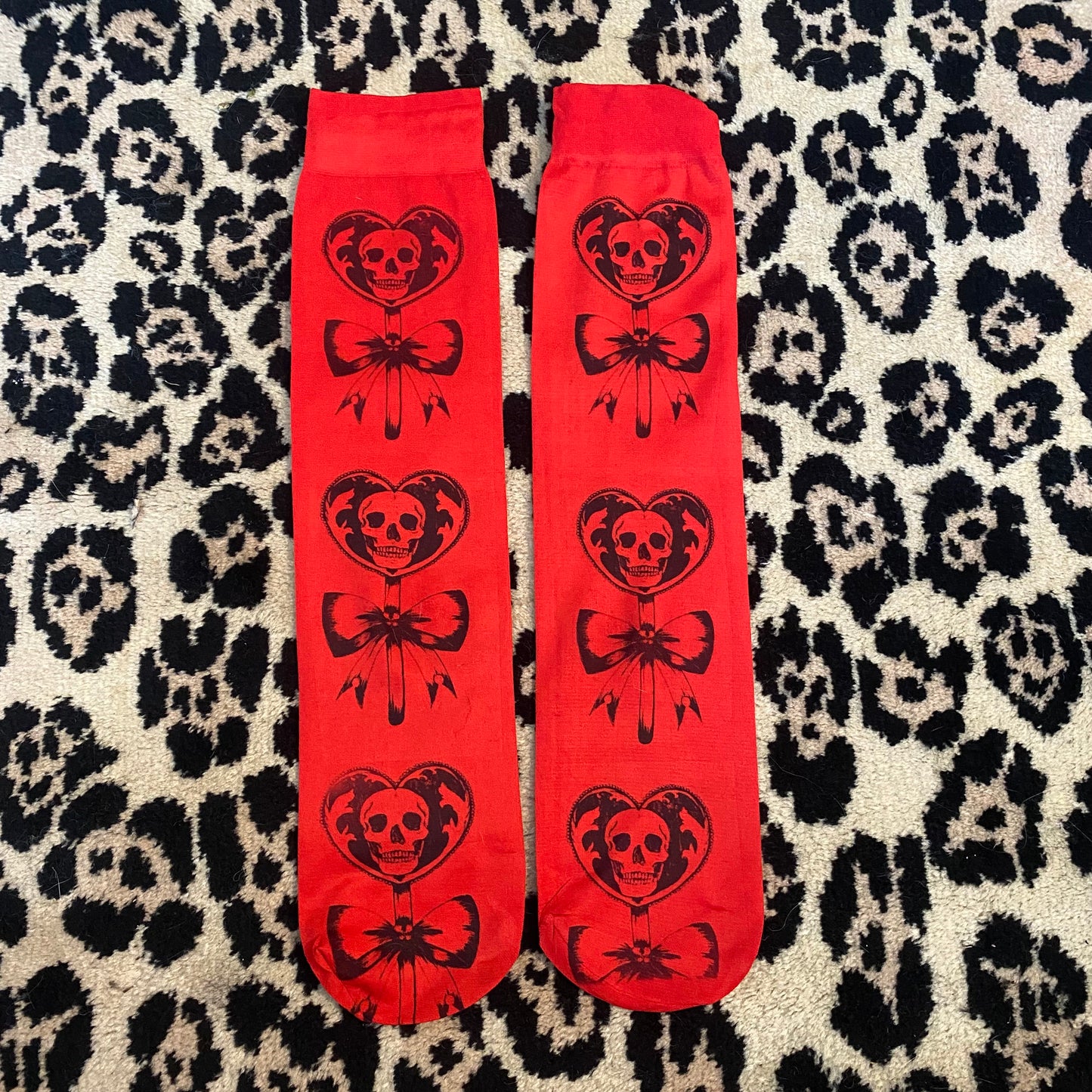 Printed under the knee socks