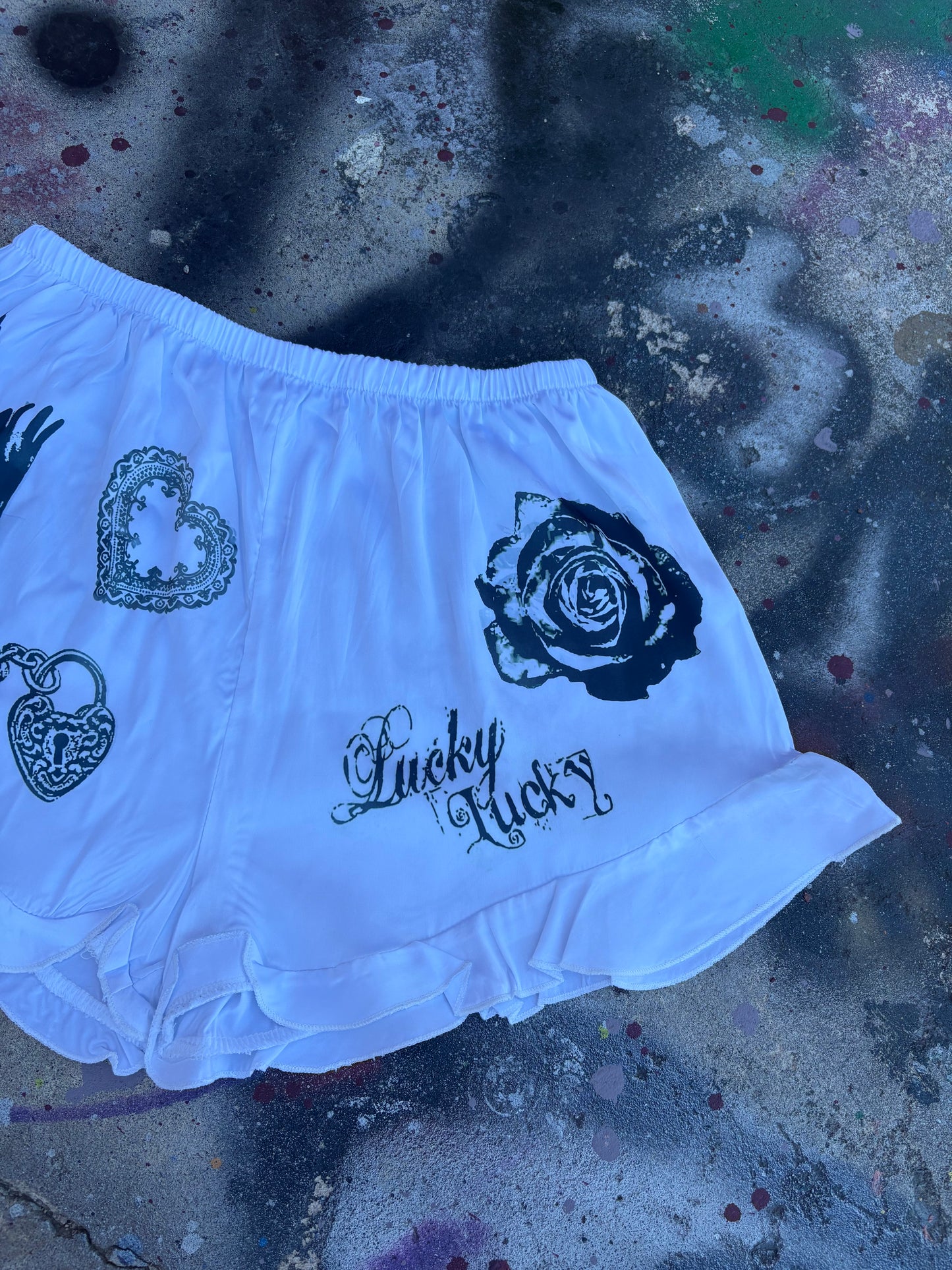 Killer Stitch 1/1 shorts size Large