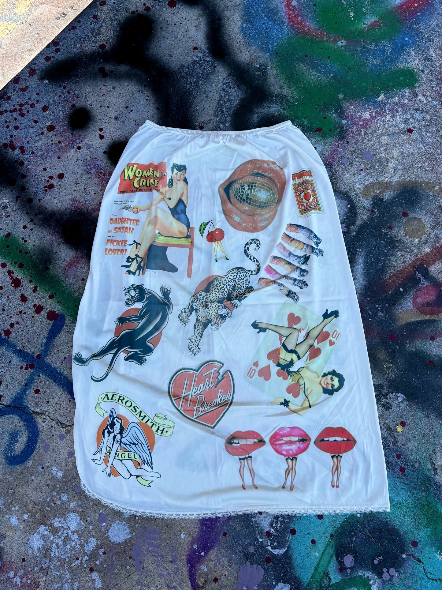 Killer Stitch 1/1 skirt size M