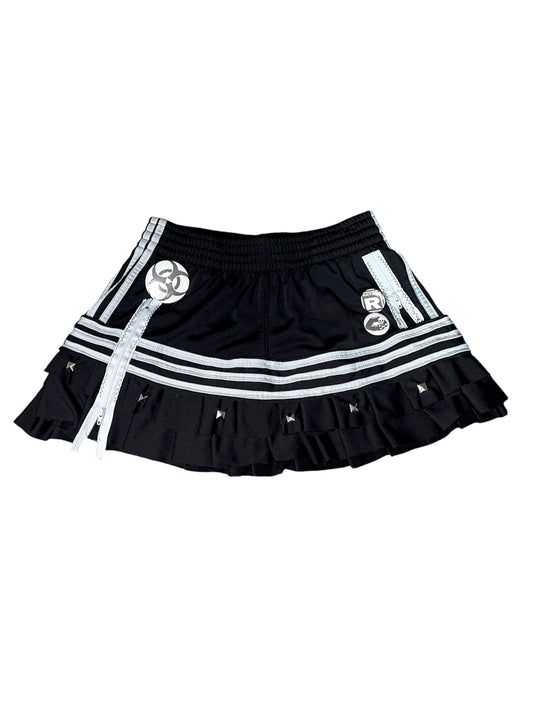 Killer Stitch 1/1 pleated athletic skirt! Waist 28-30 in and Length 14.5 in