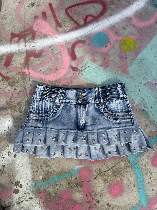 Killer Stitch 1/1 skirt waist 32”