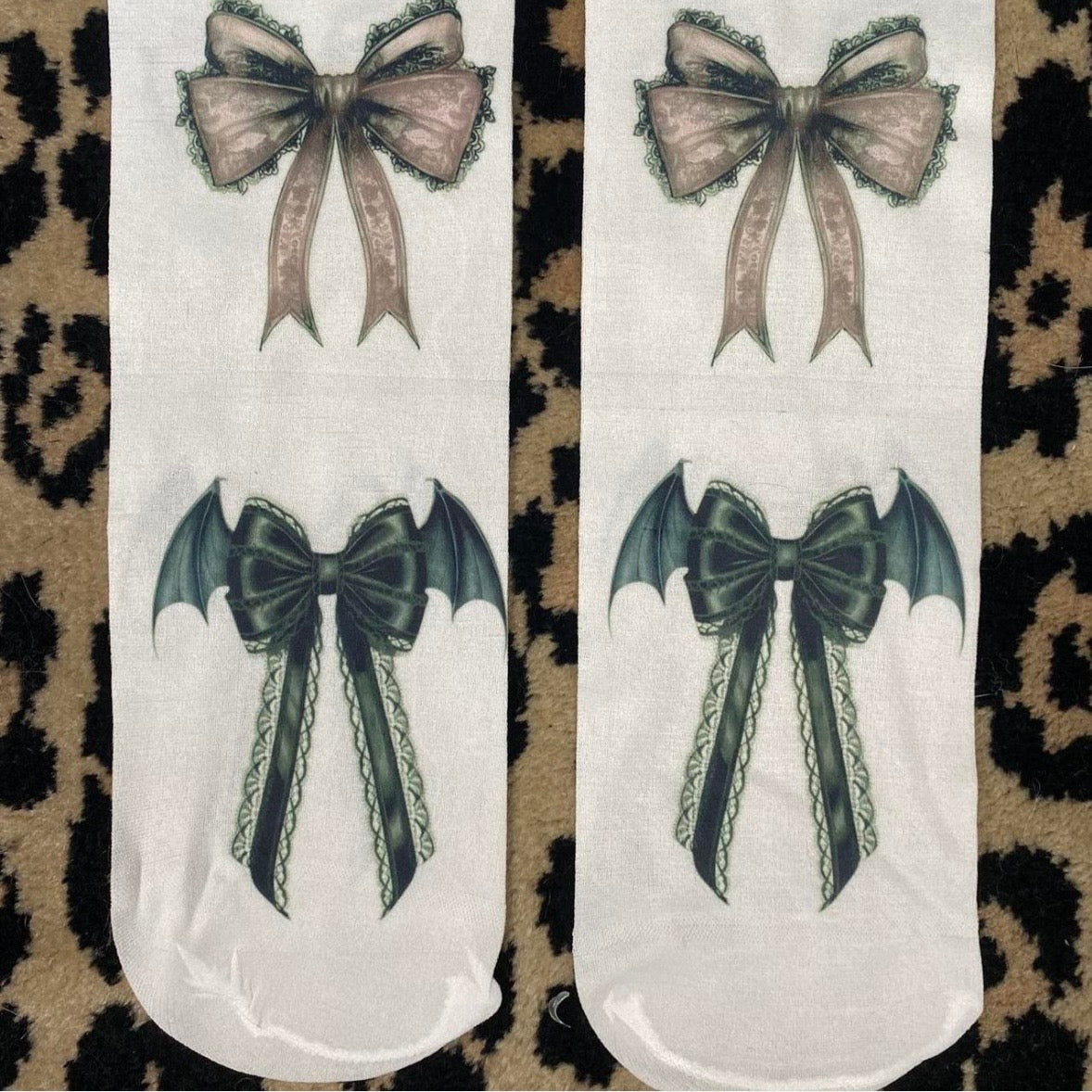 Printed under the knee socks