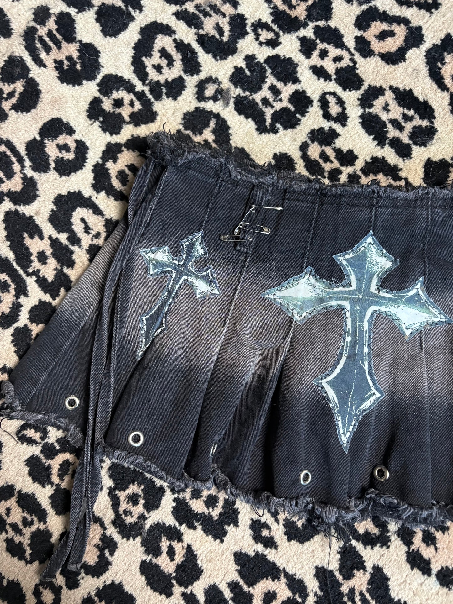 Killer Stitch 1/1 mini skirt size waist 30 inches