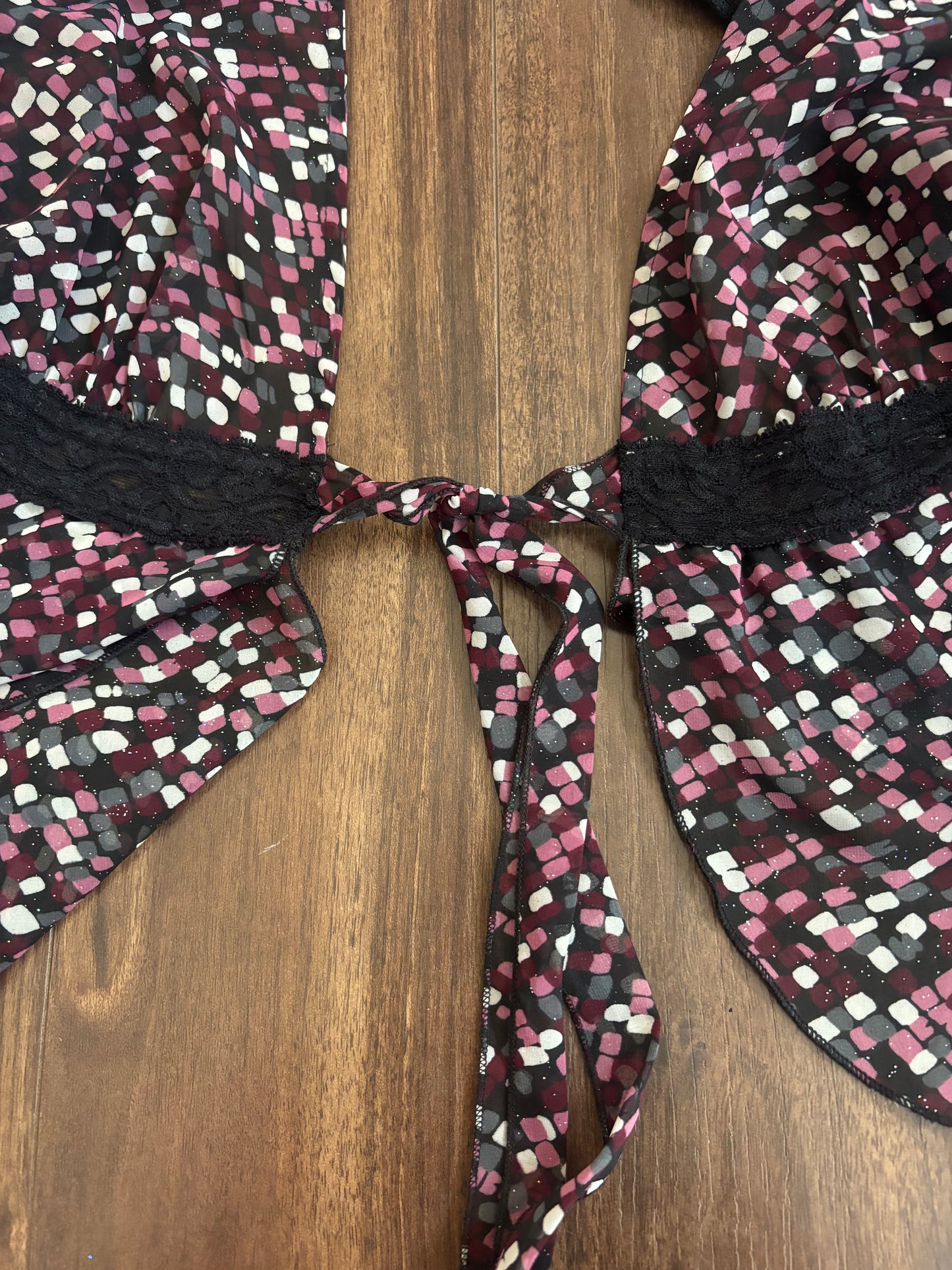 Patterned glittery sheer tie cardigan size 14/16