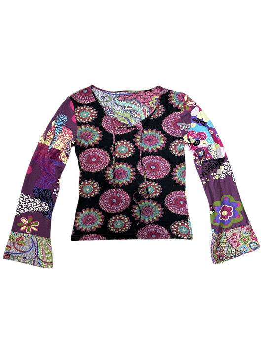 Multi patterned colorful belle sleeve top size S