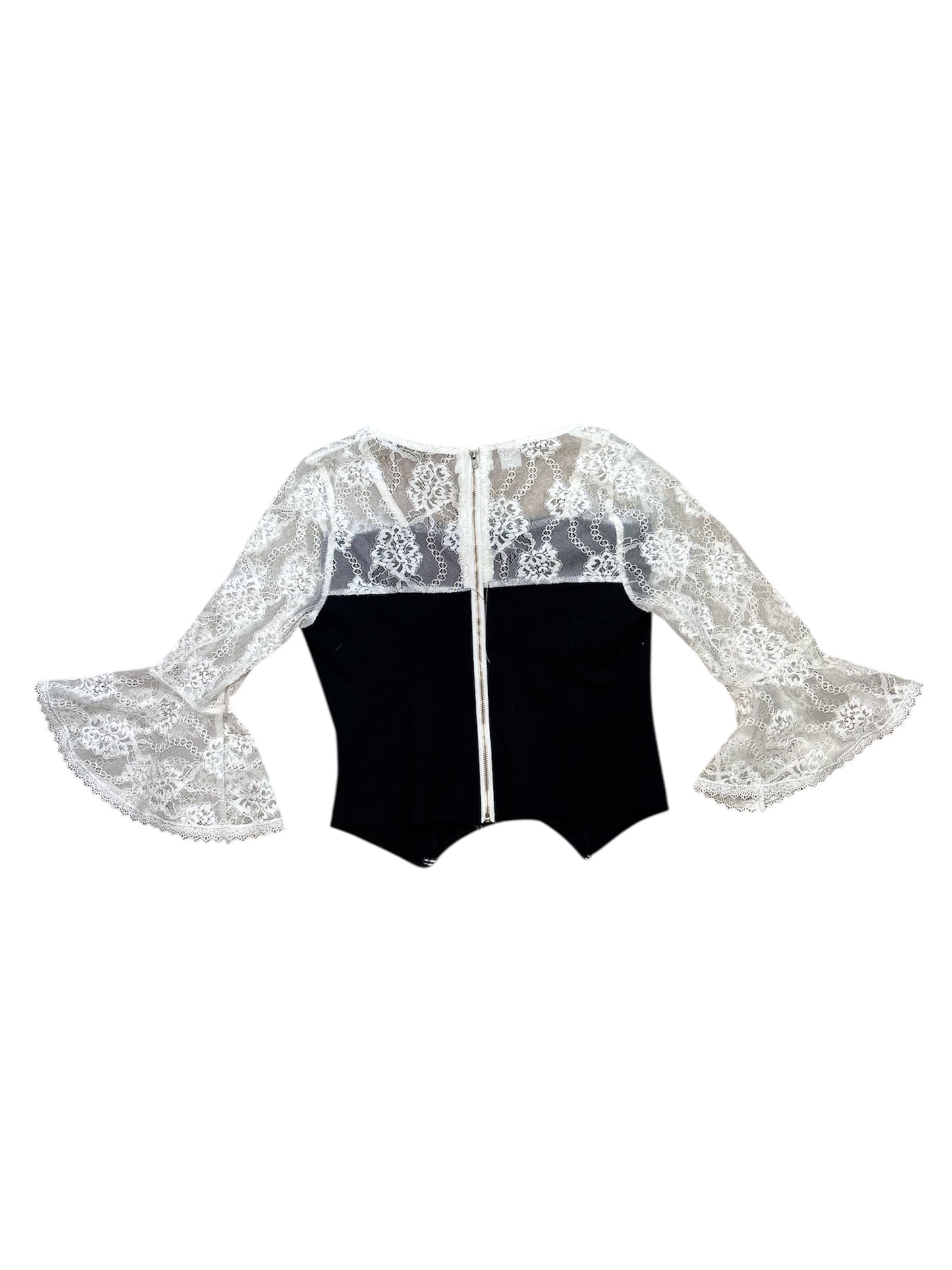 Lace 3/4 sleeve top size M