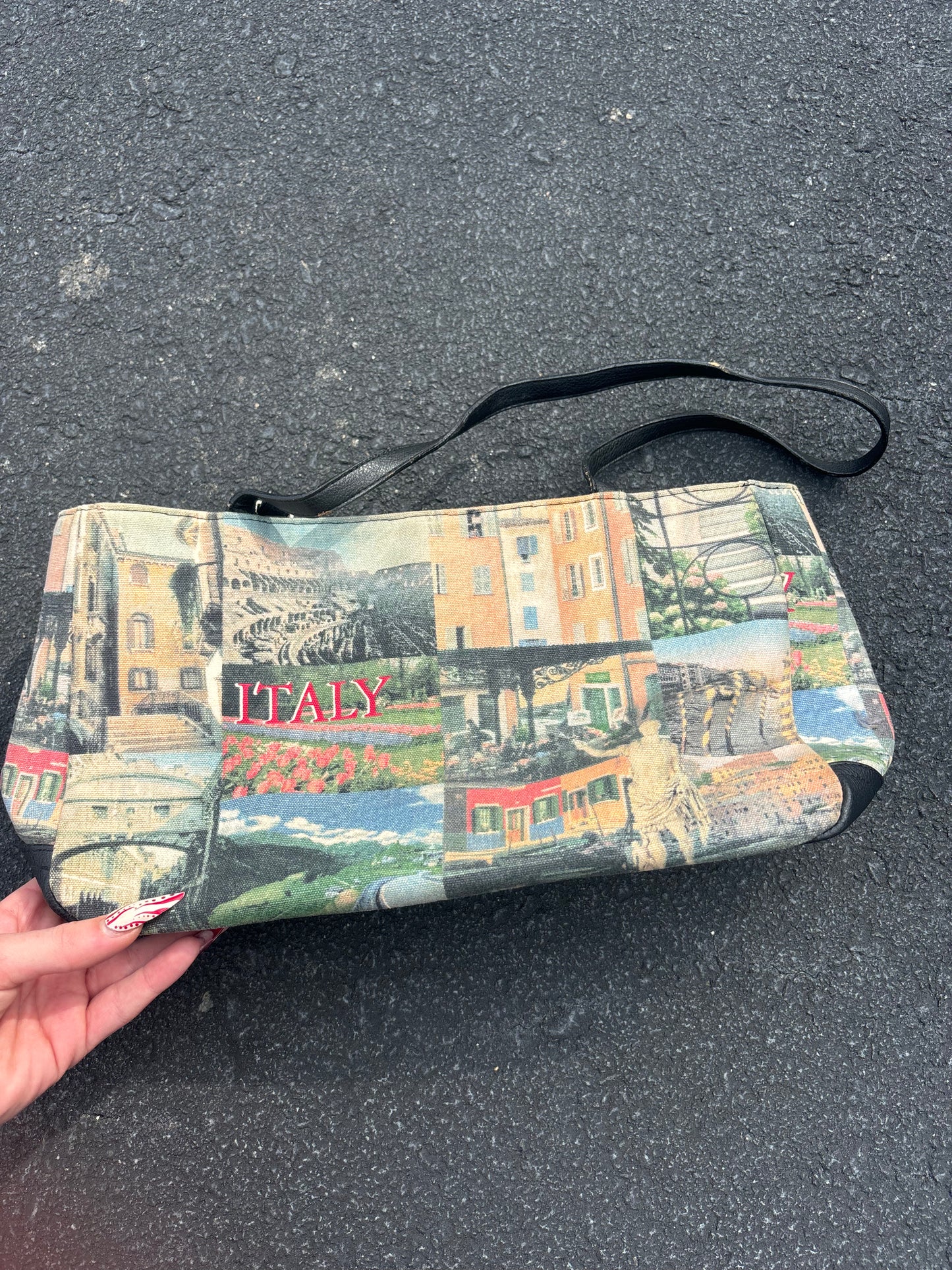 Embroidered Italy purse